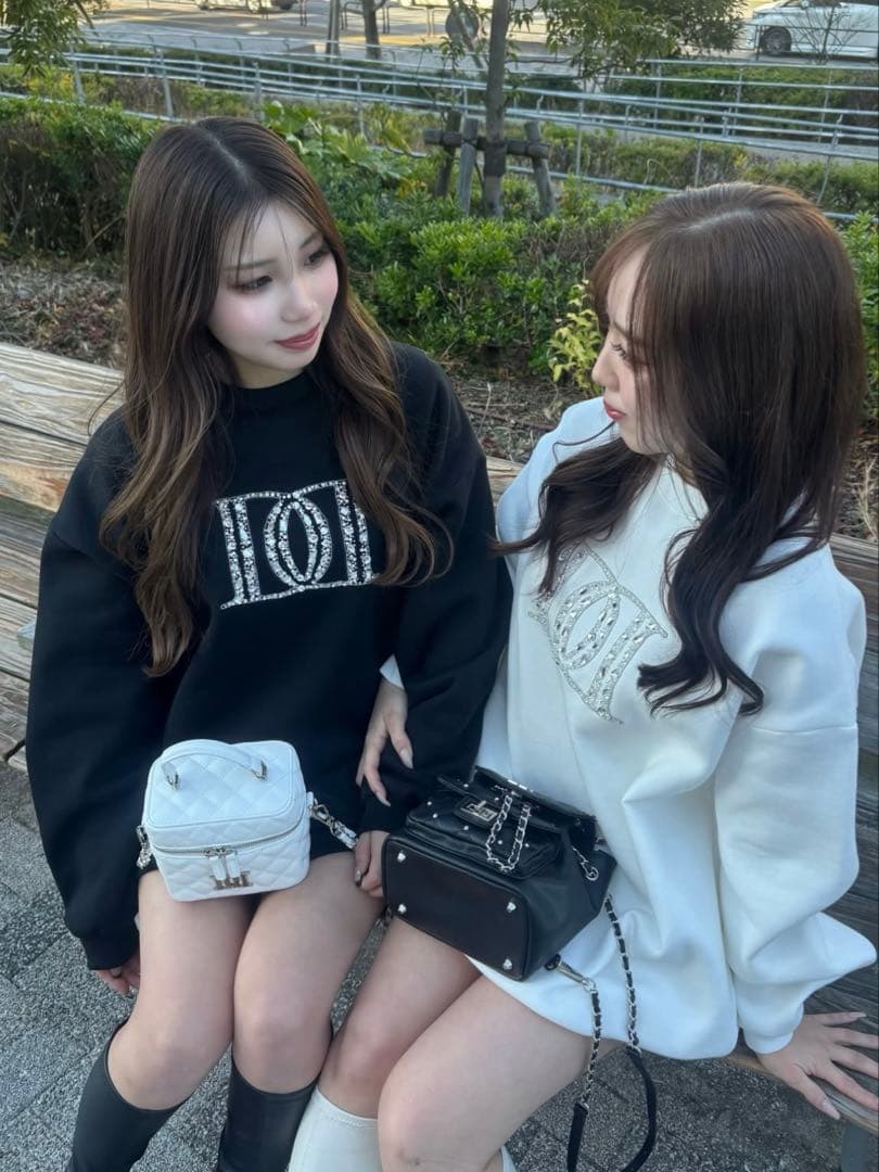 新品・未開封♡Darich♡DDロゴビジュースウェットプルオーバー　BLK