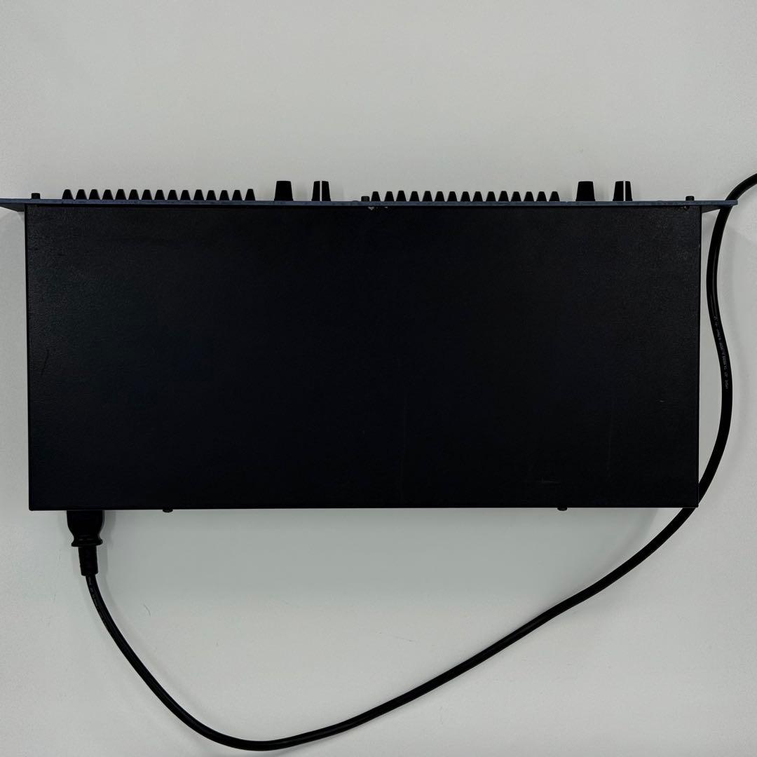 dbx【iEQ-15】　2ch 15バンド・グラフィックイコライザー