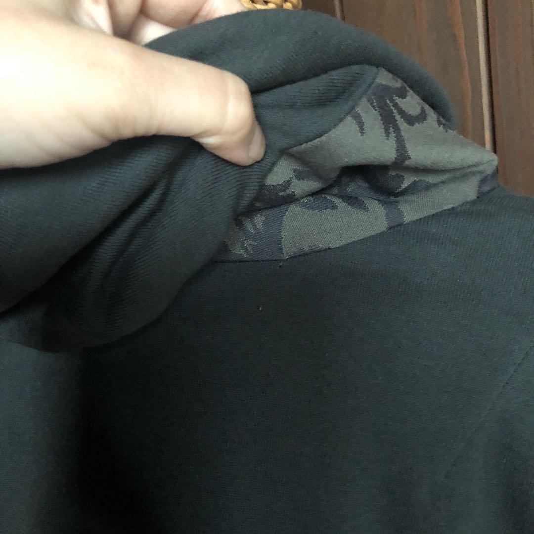 ✴︎TRUMP ✴︎ 新品　未使用　フード付きジャケット