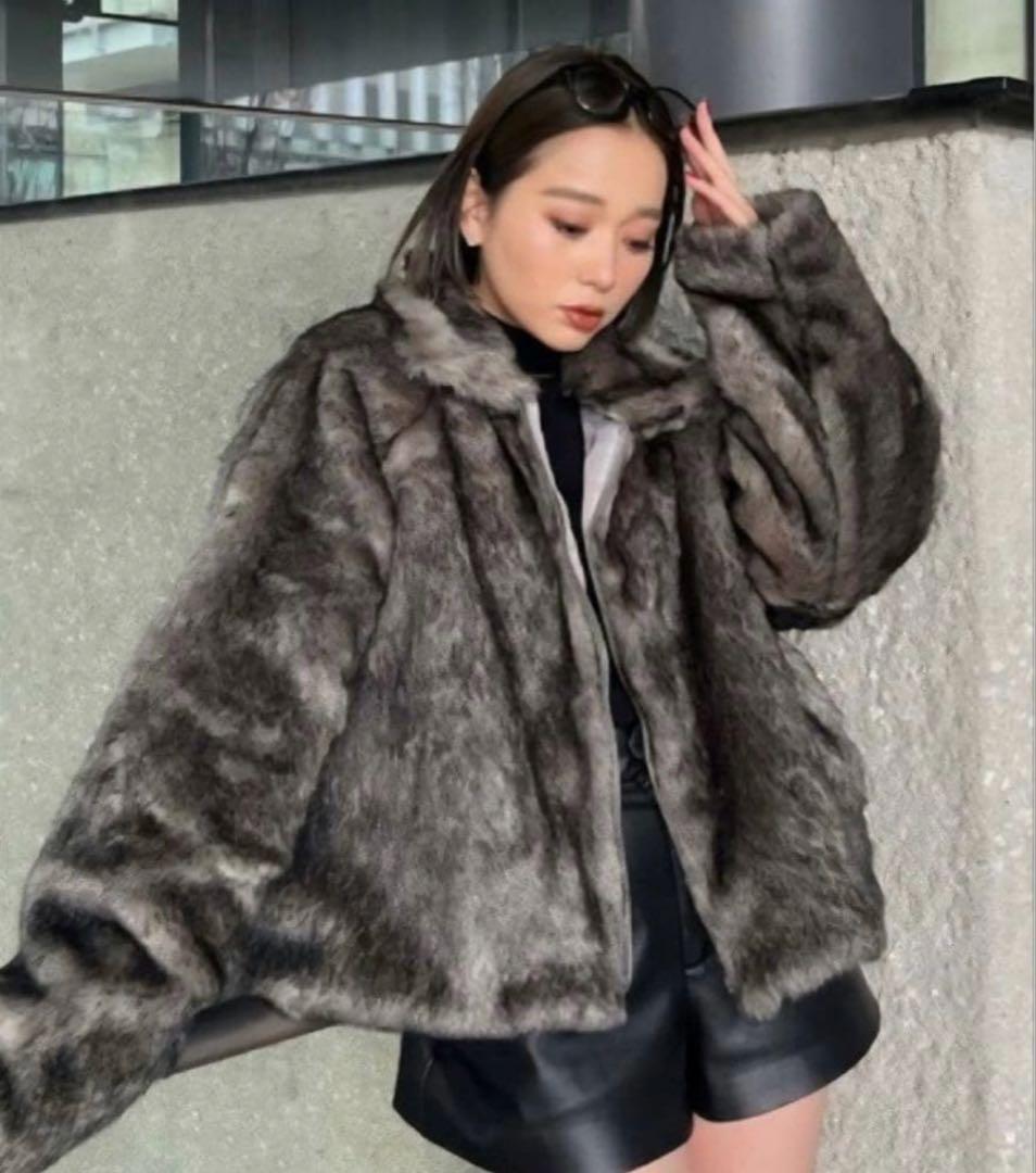 【美品】最安値　MURUA フェイクファージャケット　ファーブルゾン