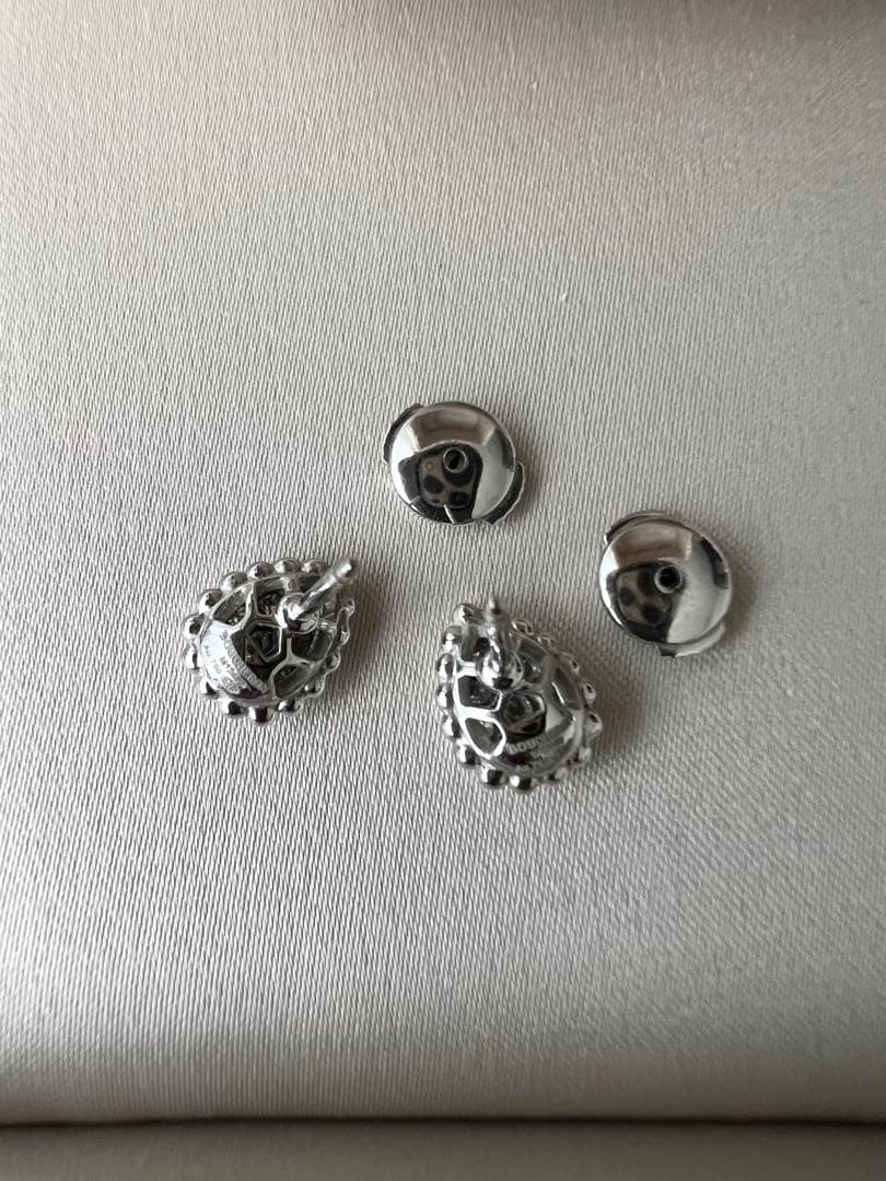 【美品☆Boucheron】セルパンボエム スタッズイヤリングWG