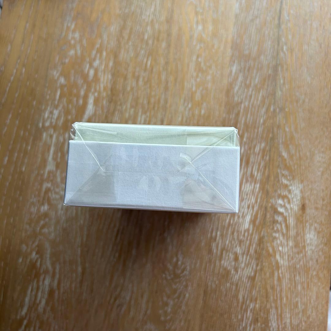 【新品】ヴァンクリーフアンドアーペル　香水 パチョリ ブラン オードパルファム