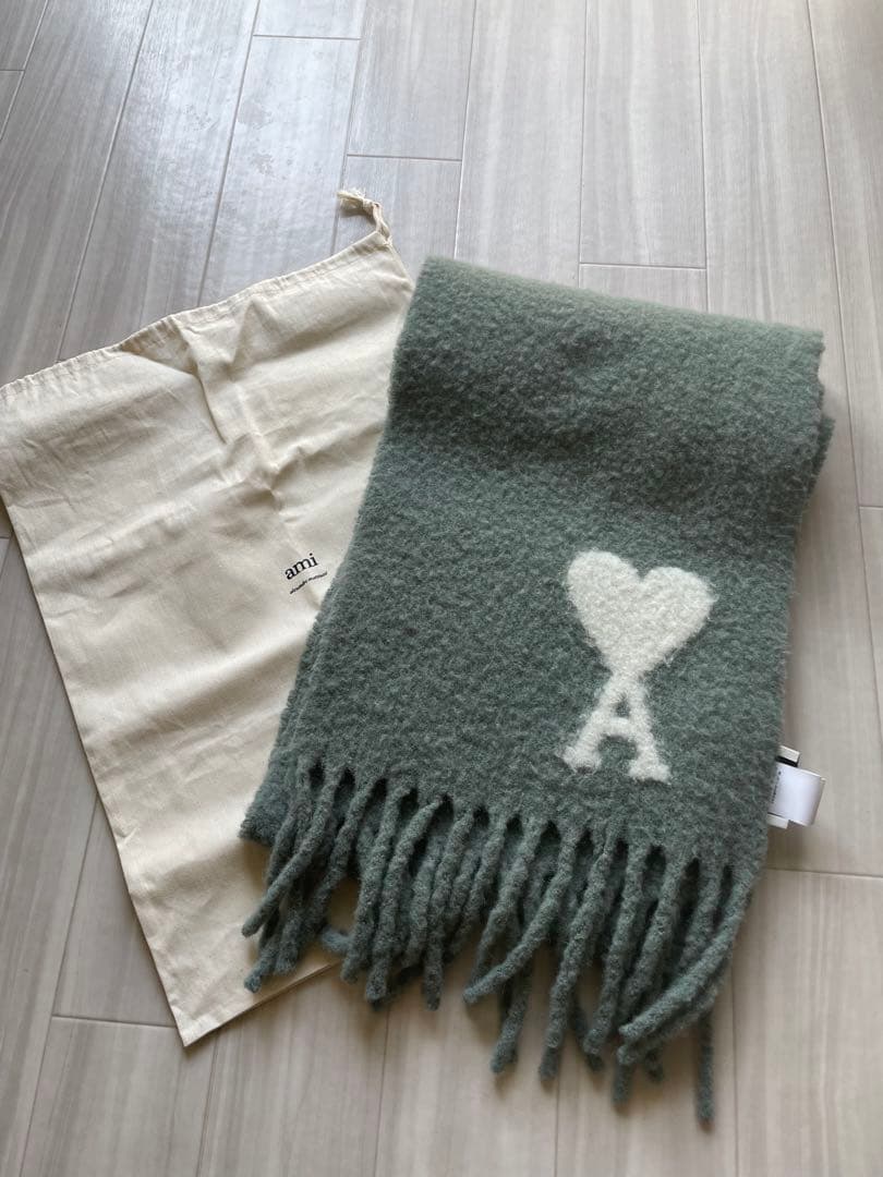 AMI Paris マフラー(2024AW元値¥55,000-ほど、最終値下げ)