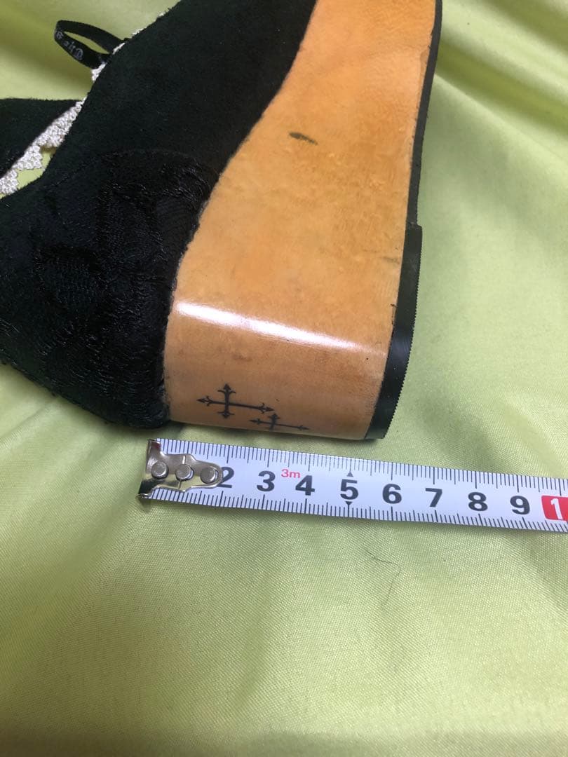 h.NAOTO 刺繍入り黒プラットフォームシューズ USED