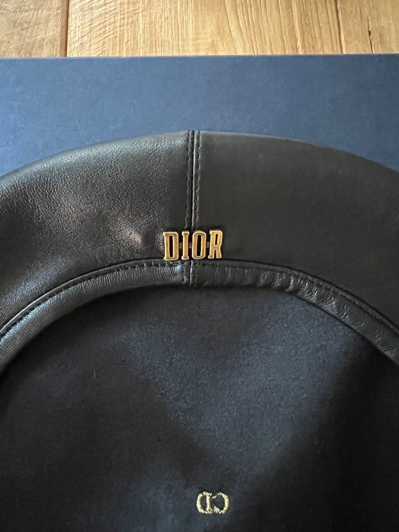 美品　クリスチャン　ディオール　レザー　ベレー帽