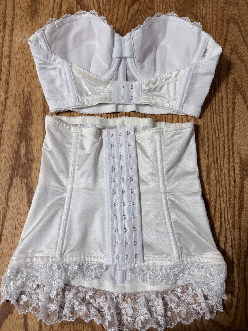 セモア　ブライダルインナー　C70/64