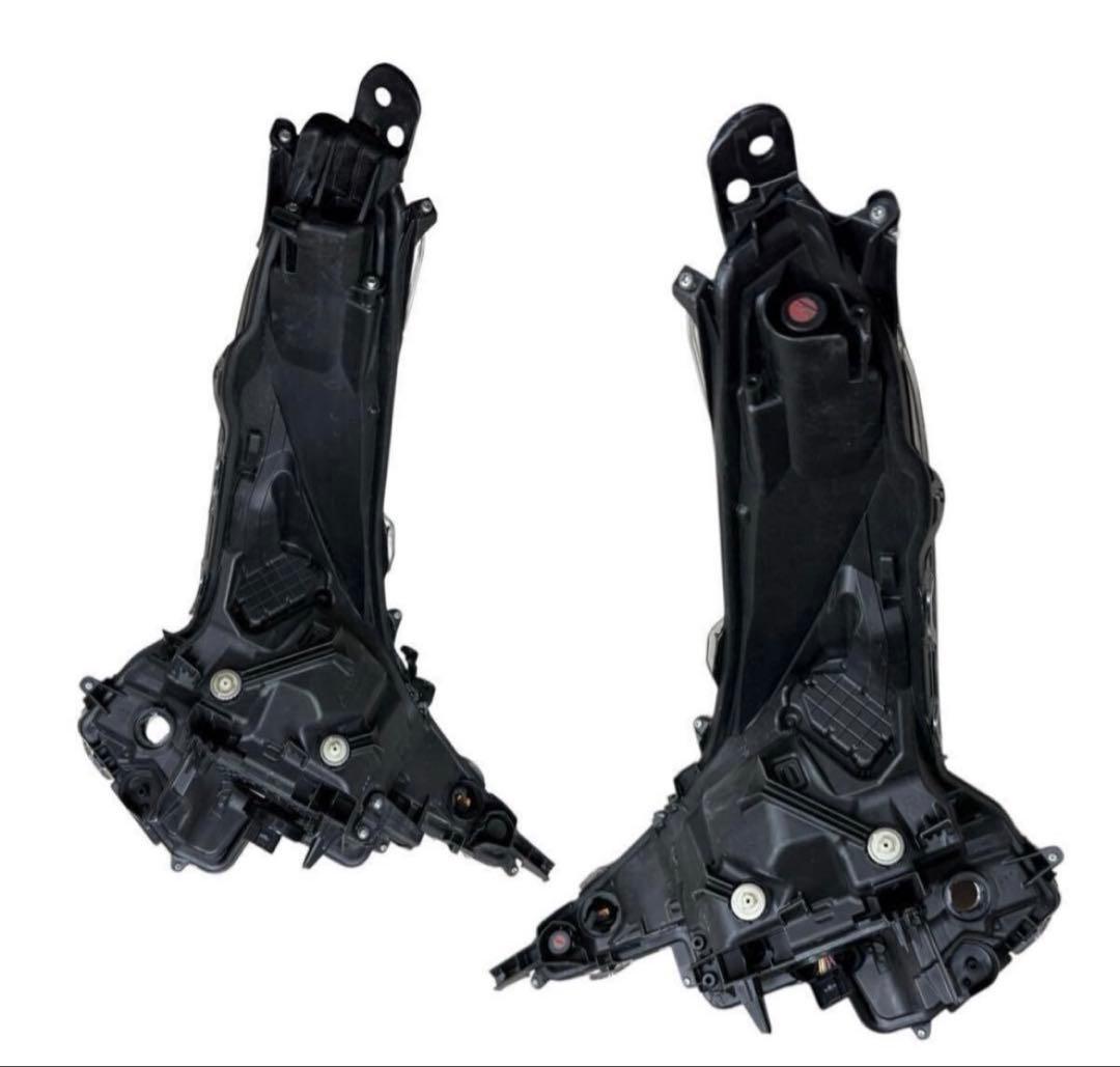 プリウス50 ヘッドライト　左右　インナーブラック塗装