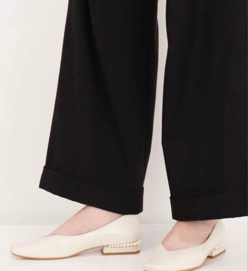 アルテミスバイダイアナ　パールヒール　Vカット フラットシューズ　アイボリー