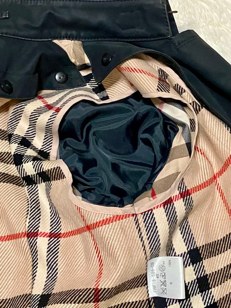 Burberry ブラック トレンチコート