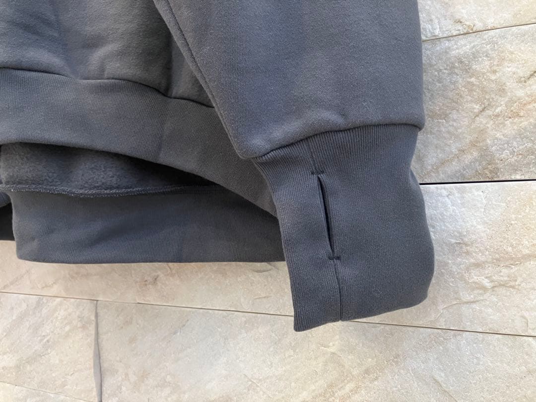 アパルトモン【アメリカーナ】クルーネックロゴスウェット