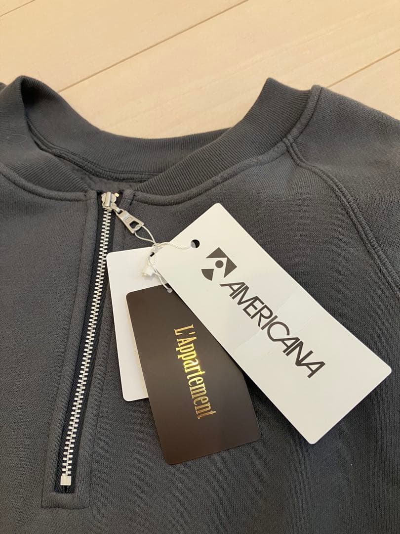 アパルトモン【アメリカーナ】クルーネックロゴスウェット