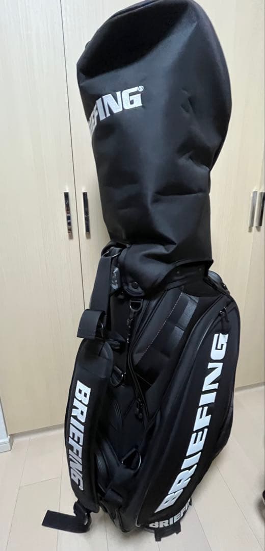 ブリーフィング　CR-3 04 ゴルフ　キャディバック　超美品　ブラック　人気