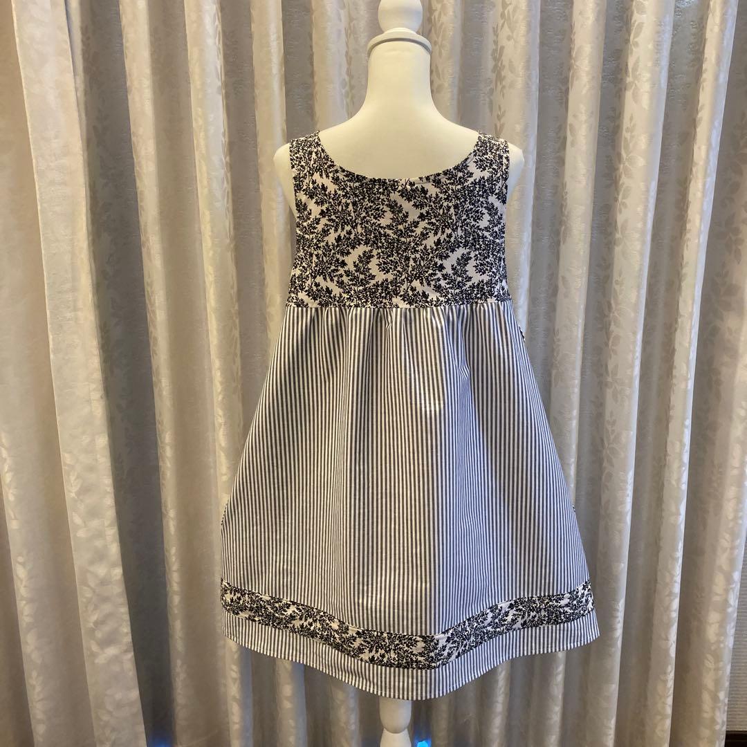 ハンドメイド　エプロン　保育士　介護士　専用