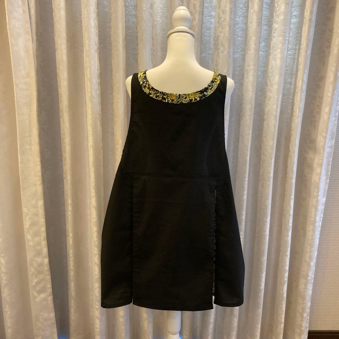 ハンドメイド　エプロン　保育士　介護士　専用