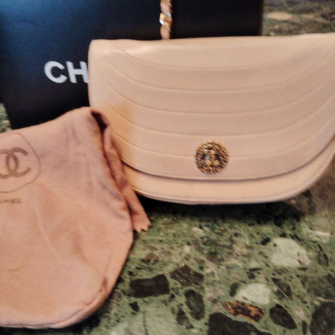 Chanel ハーフムーンショルダーバッグ ビンテージ