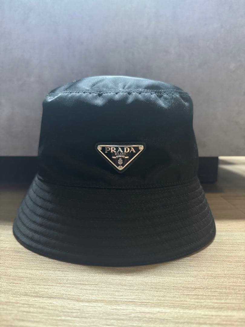 PRADA ブラック バケットハット XL RE-NYLON