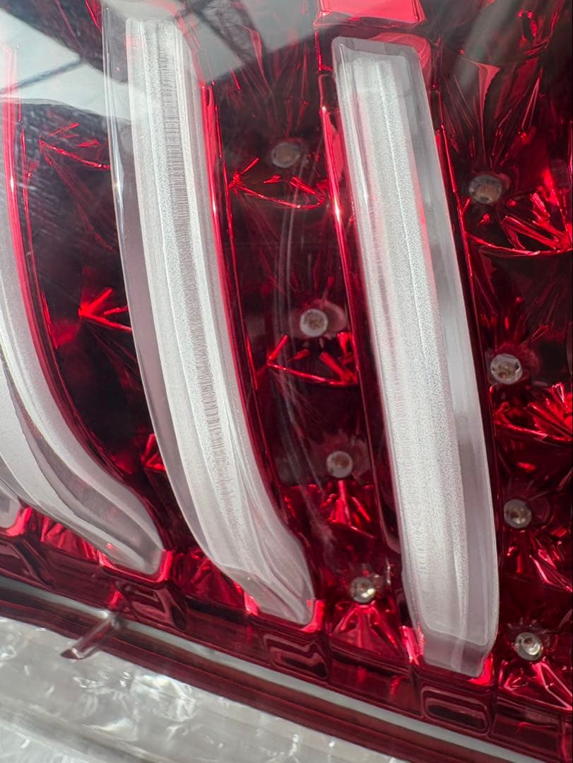 ヴァレンティ ジュエルLEDテールランプ NV350キャラバン　流れる