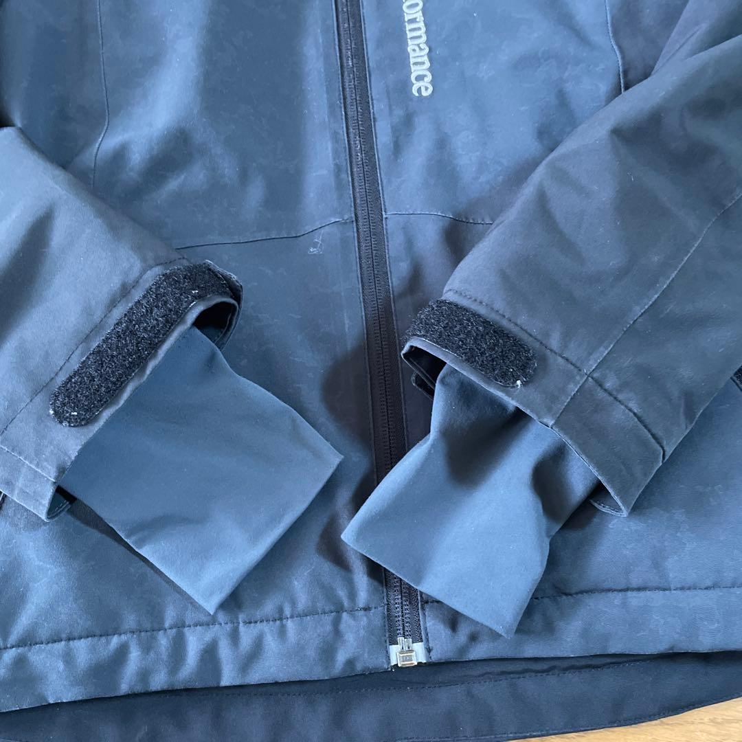 ピークパフォーマンス　Peak Performance ウェア上下　140 黒