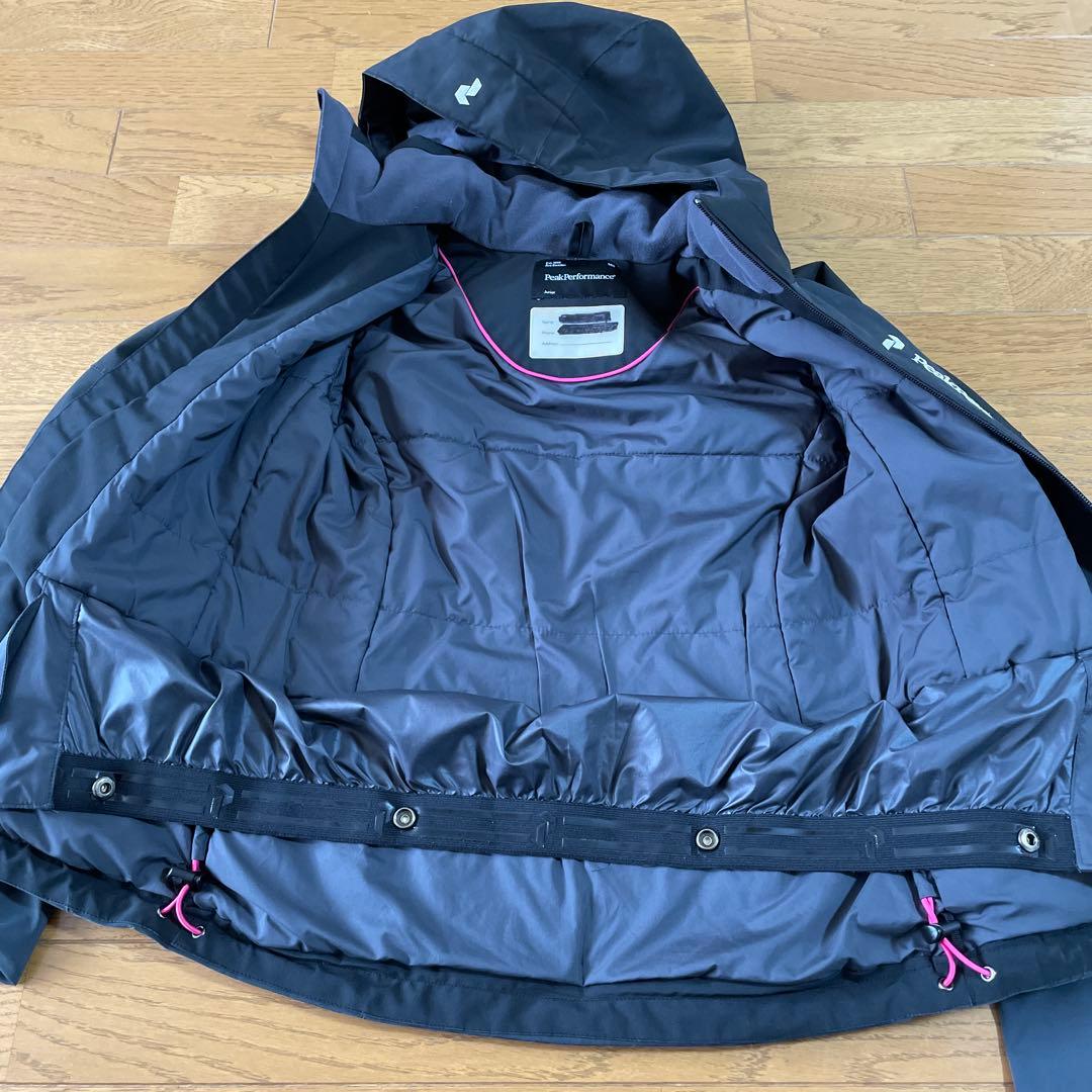 ピークパフォーマンス　Peak Performance ウェア上下　140 黒