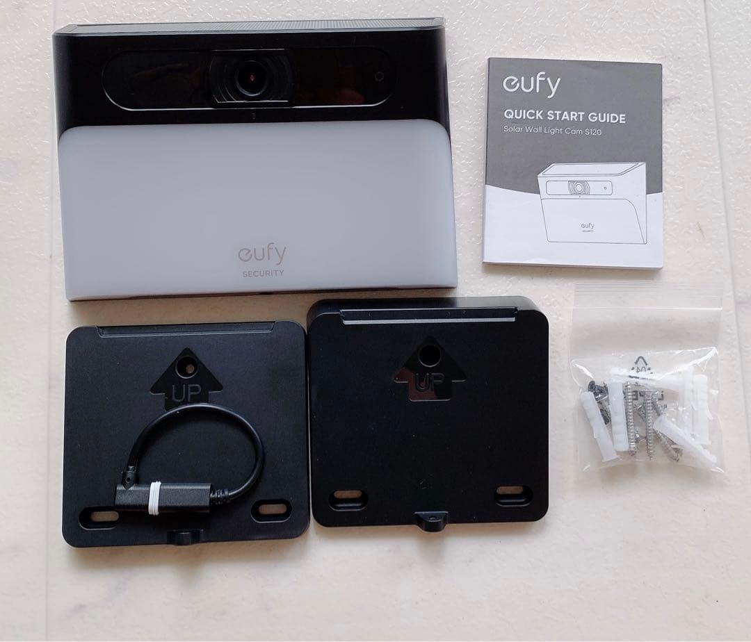 防犯カメラ AnkerEufySolarWallLightCamS120