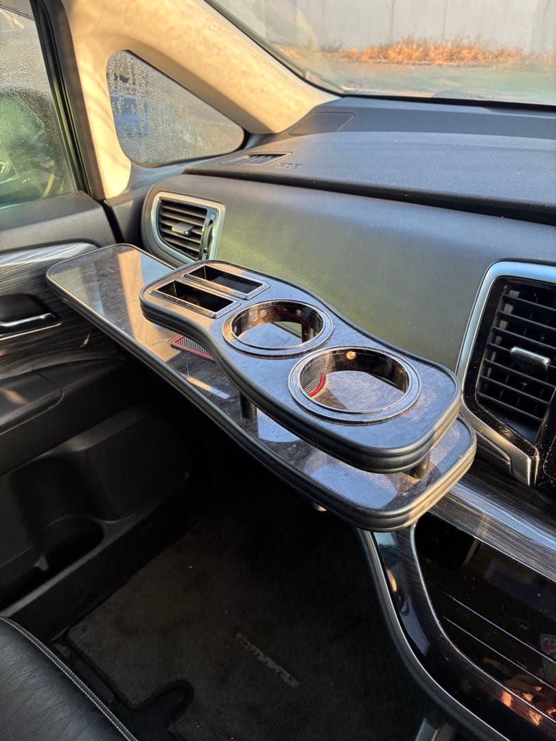 RC オデッセイ　フロントテーブル　ドリンクホルダー　RC1 RC2 RC4