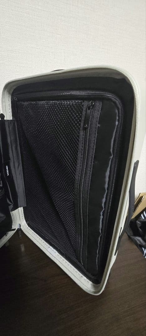 未使用　美品　MAIMO　キャリーケース　白