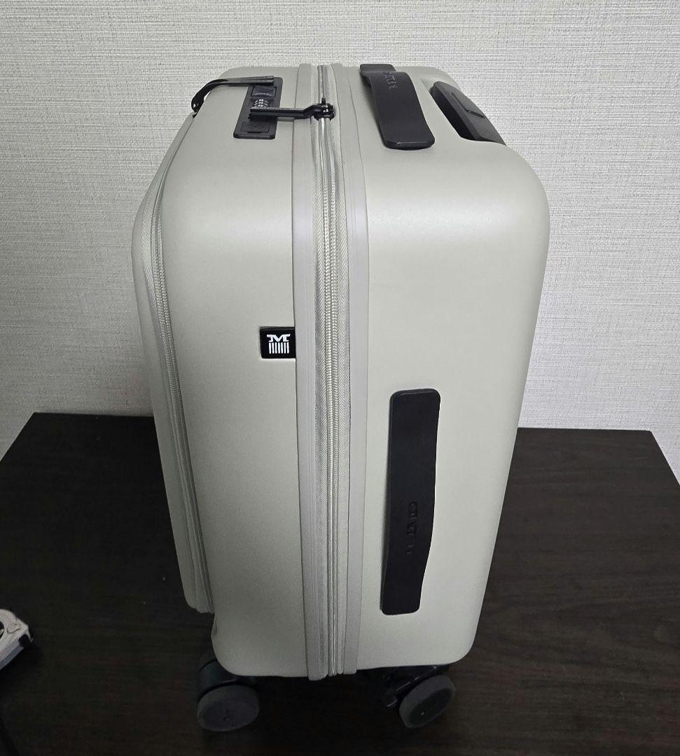 未使用　美品　MAIMO　キャリーケース　白