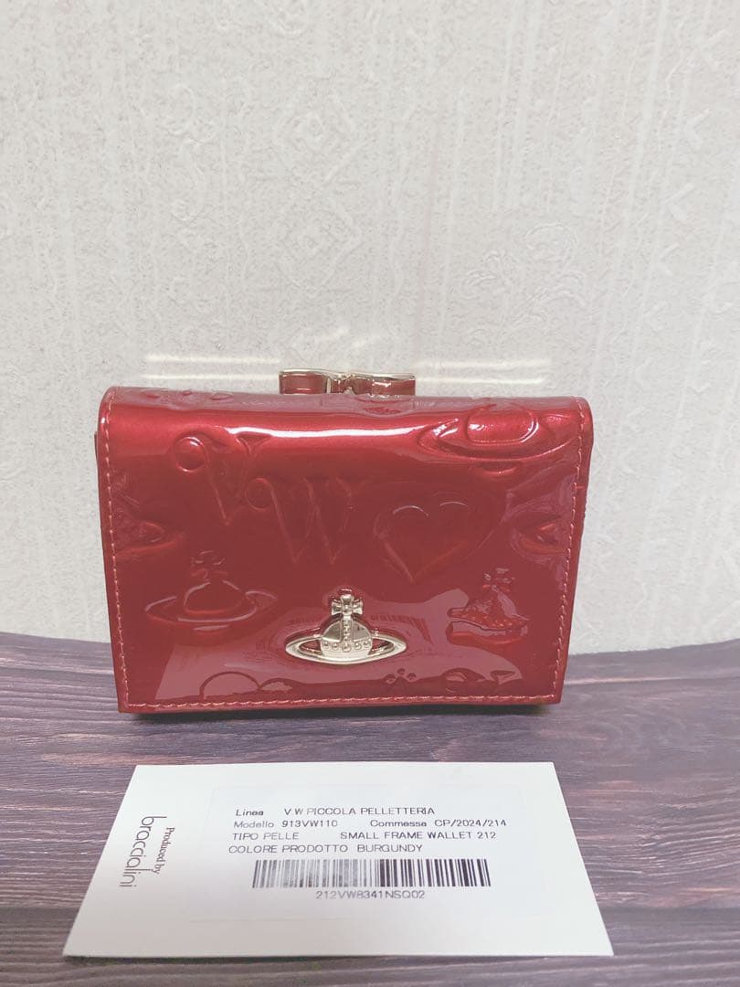 〔新品未使用〕　ヴィヴィアンウエストウッド　２つ折り財布