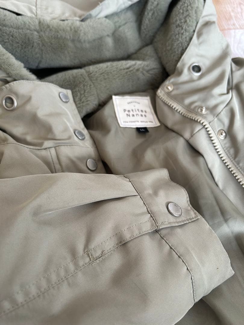 ポンポネット　薄グリーン色　ダウン付きフードジャケット キッズ用 LL 160