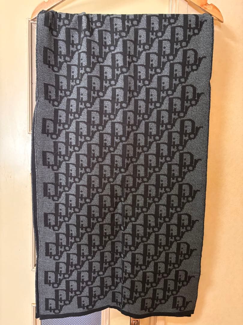 クリスチャンディオール　マフラー グレー ブラック