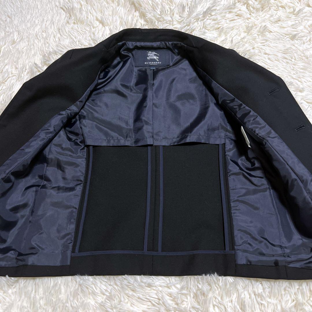 《超高級✨極美品》バーバリー フォーマル スーツ セットアップ ピンバッジ 黒