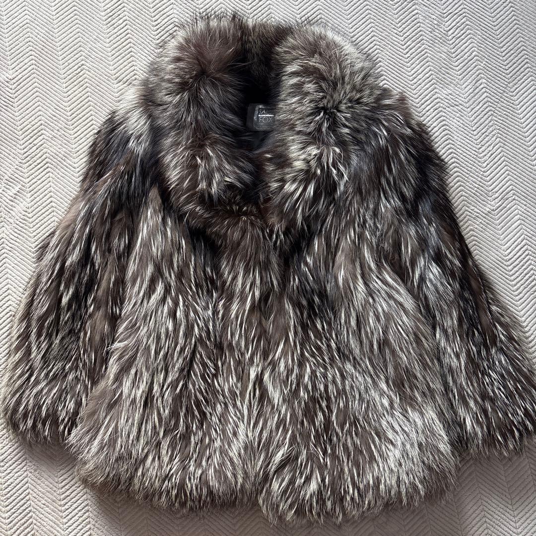 最高級　【シルバーフォックス】美品　サガフォックス　銀タグ　毛皮　ジャケットM