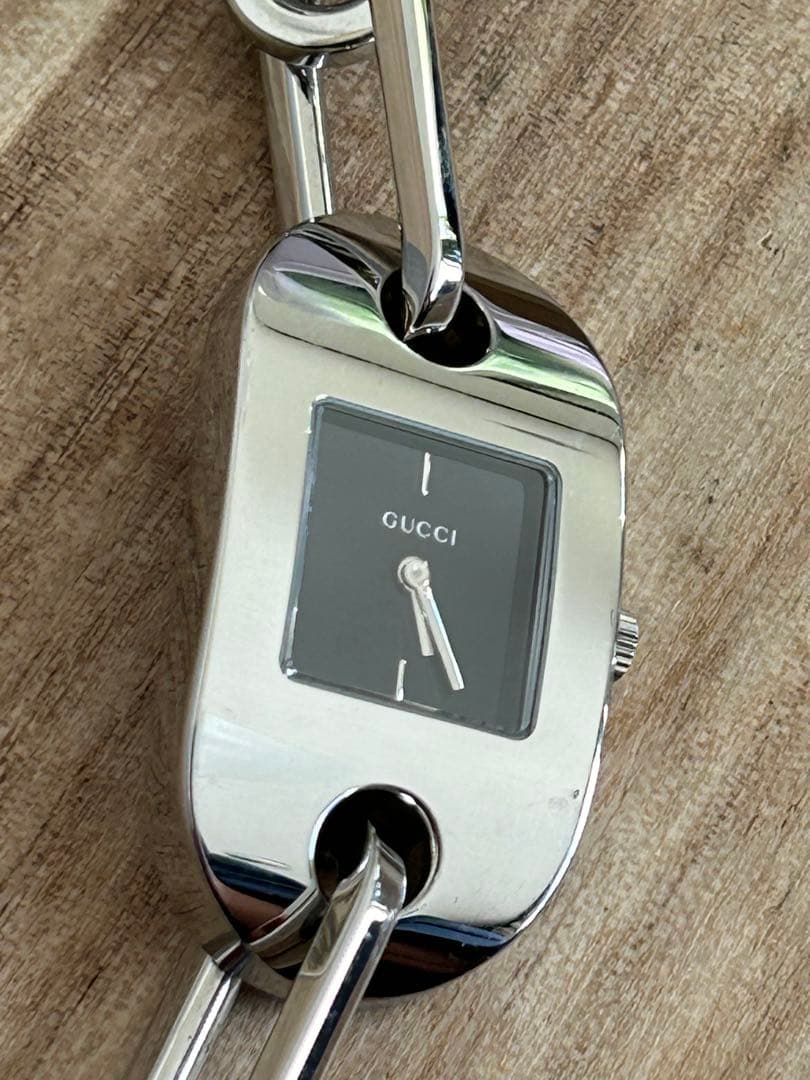 GUCCI グッチ 6155L 黒文字盤 シルバー稼働品チェーンブレスウォッチ