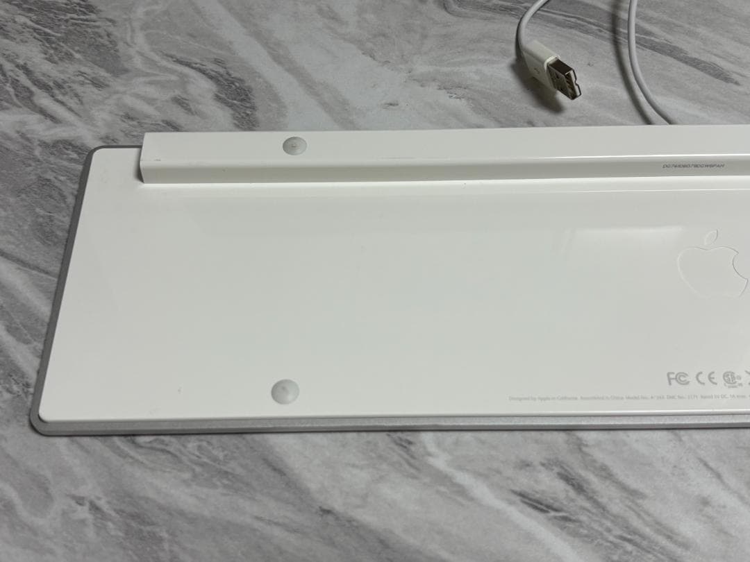 Apple iMac 21.5インチ Retina Late 2015