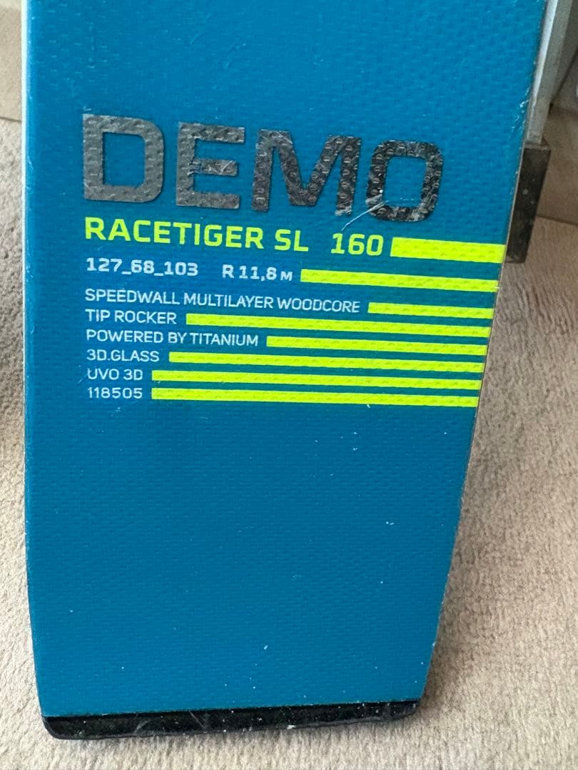 Volkl スキー板　RACETIGER SL