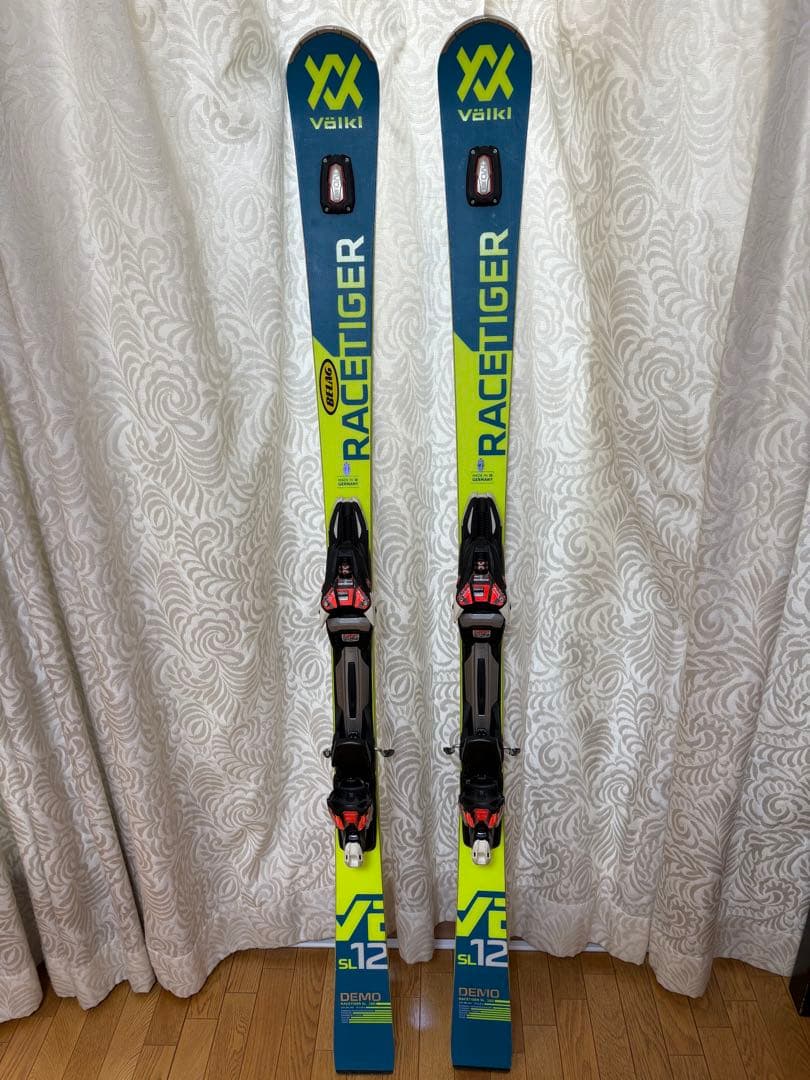 Volkl スキー板　RACETIGER SL