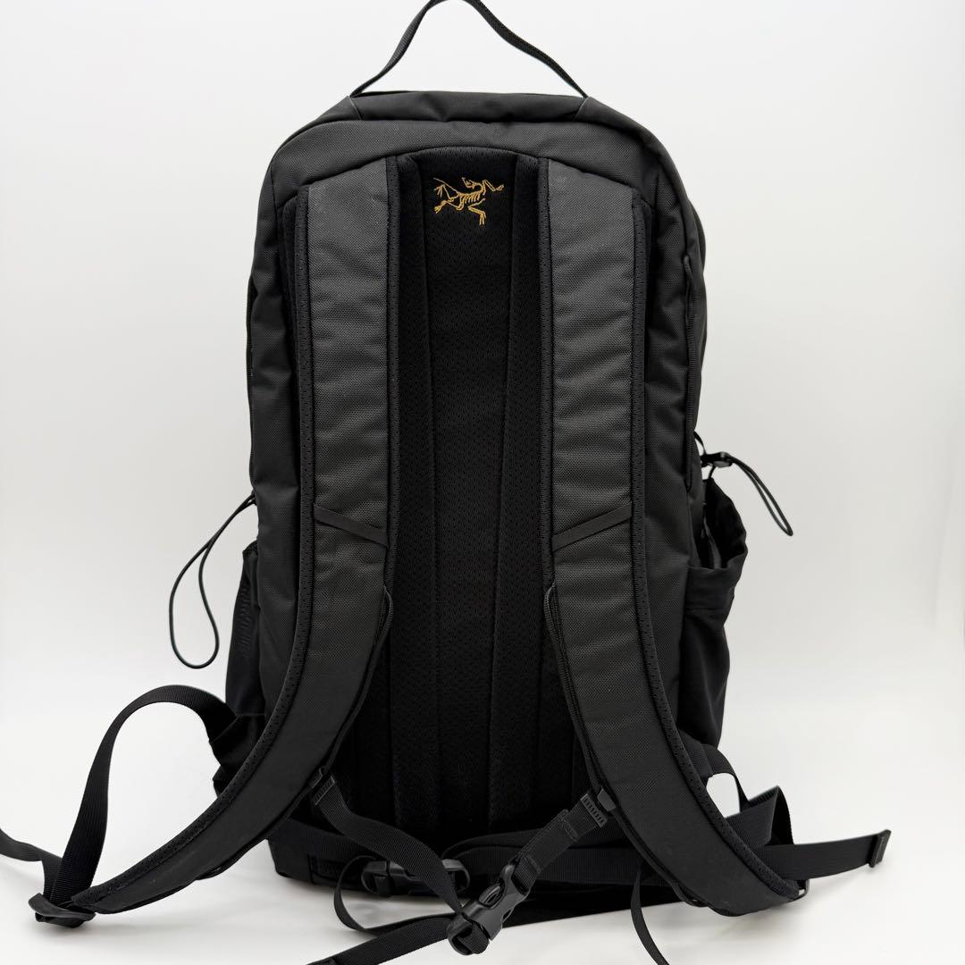 ARC’TERYX MANTIS 26 BACKPACK 黒