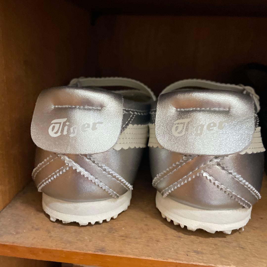 オニヅカタイガーMEXICO 66 TGRS