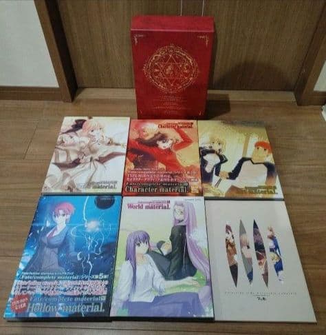 Fate/complete material　Ⅰ～Ⅴ　アレ本　セット　boxつき
