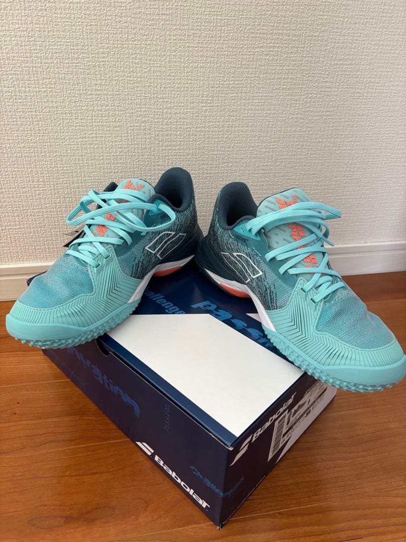 テニスシューズ　バボラ　26.5センチ　オムニクレー用