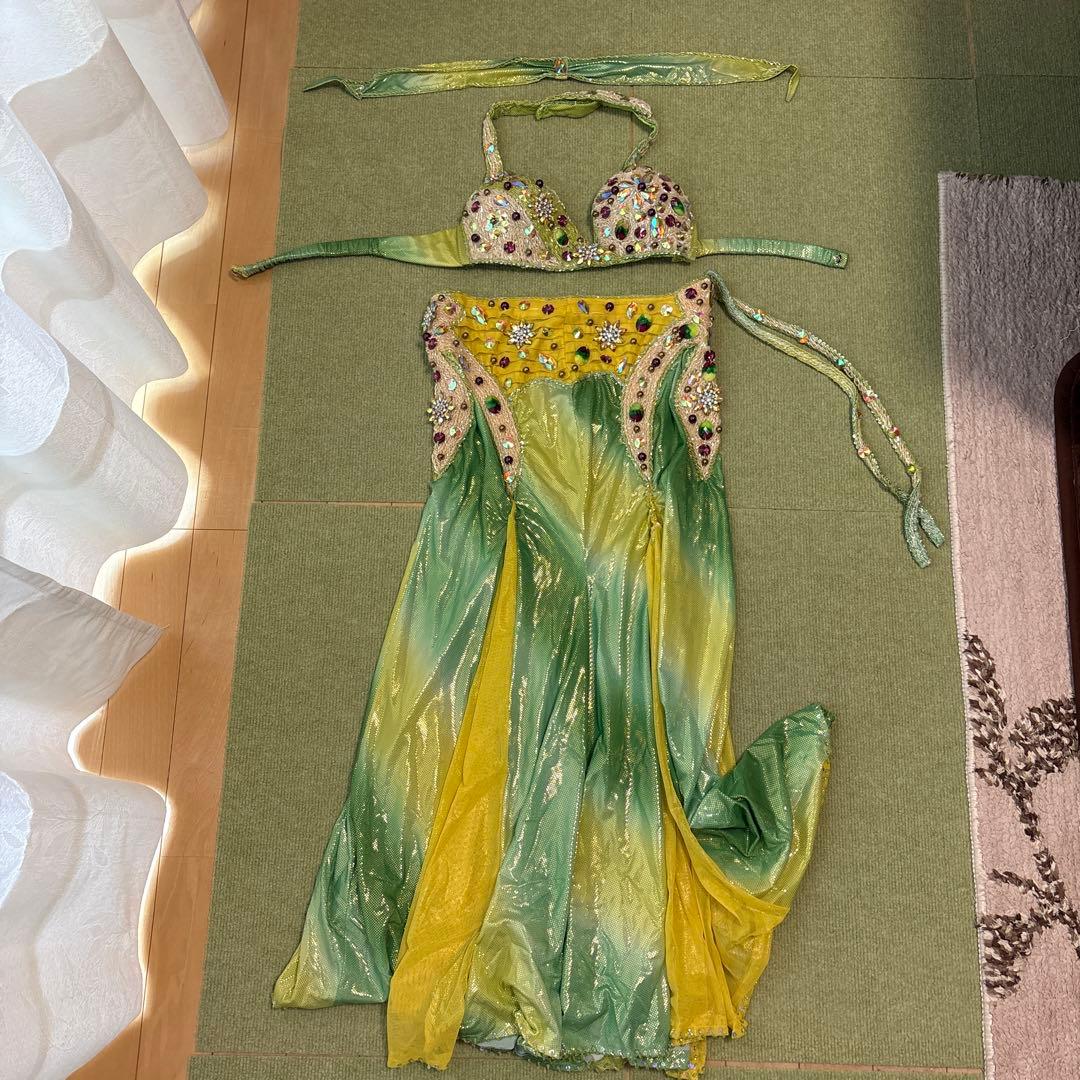ベリーダンス セットアップ 緑と黄色