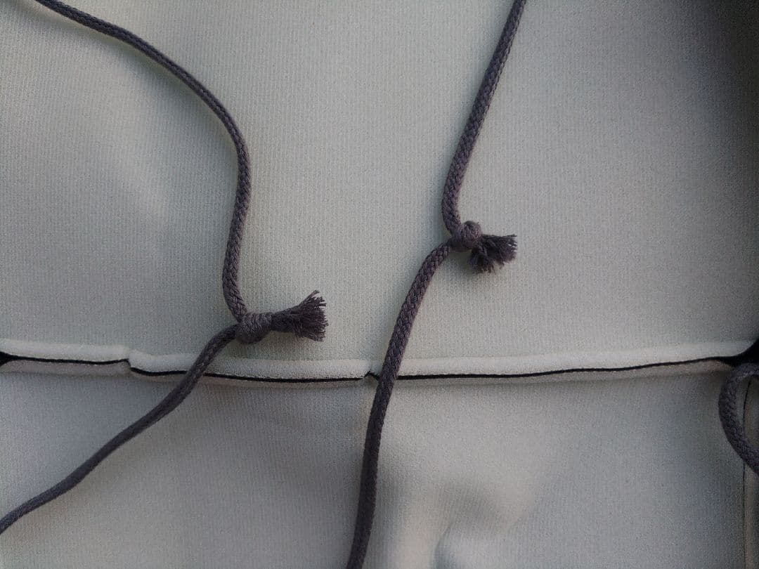 ライズ　トヨタ純正　革調シートカバー