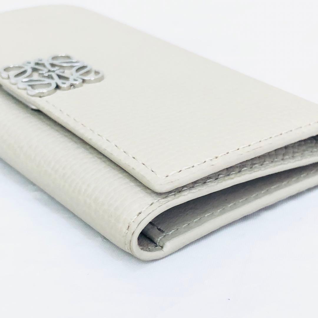 未使用品近い 極美品 ロエベ レザー 6連 キーケース アナグラム ライトグレー