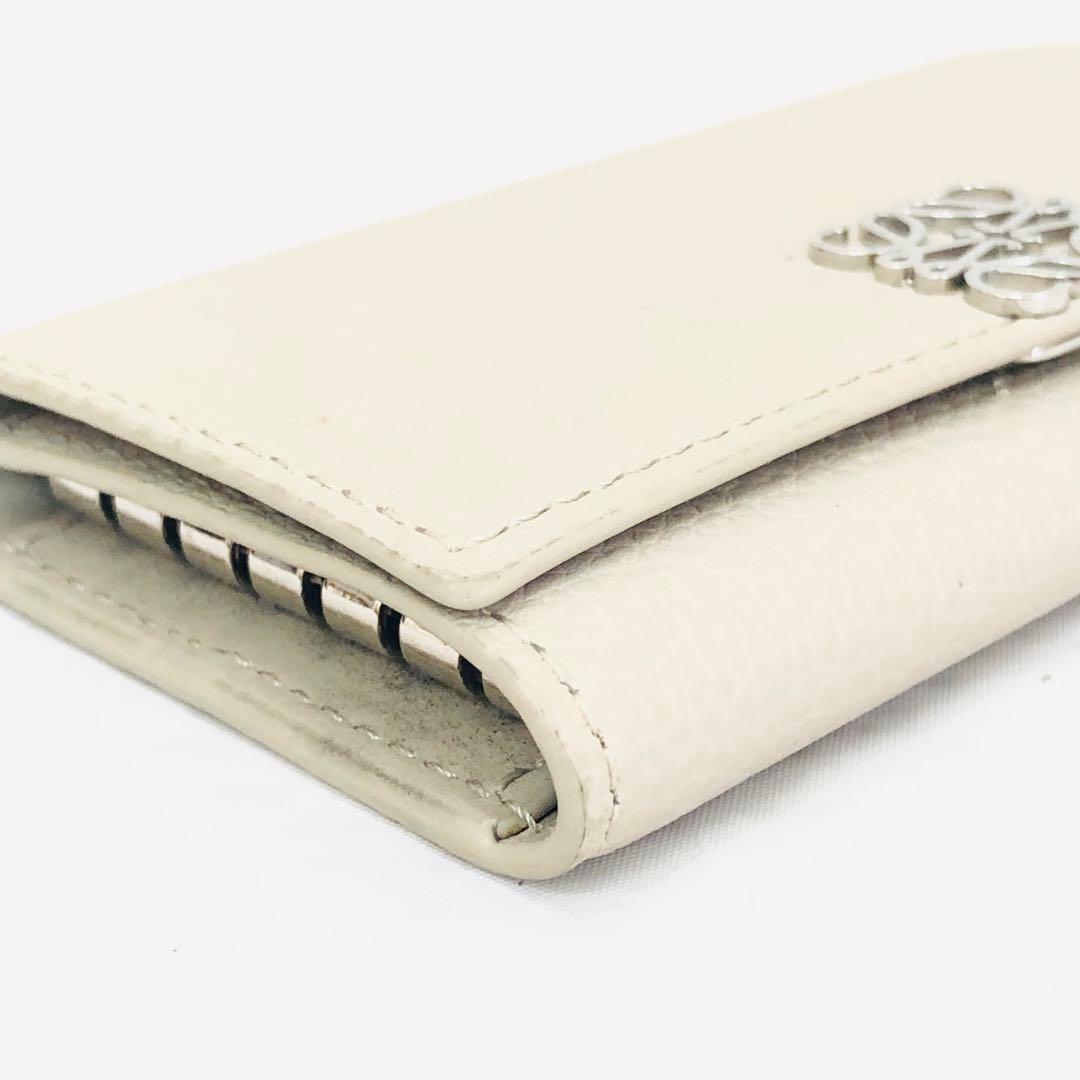 未使用品近い 極美品 ロエベ レザー 6連 キーケース アナグラム ライトグレー