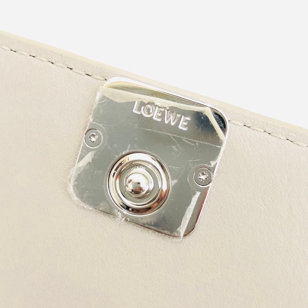 未使用品近い 極美品 ロエベ レザー 6連 キーケース アナグラム ライトグレー