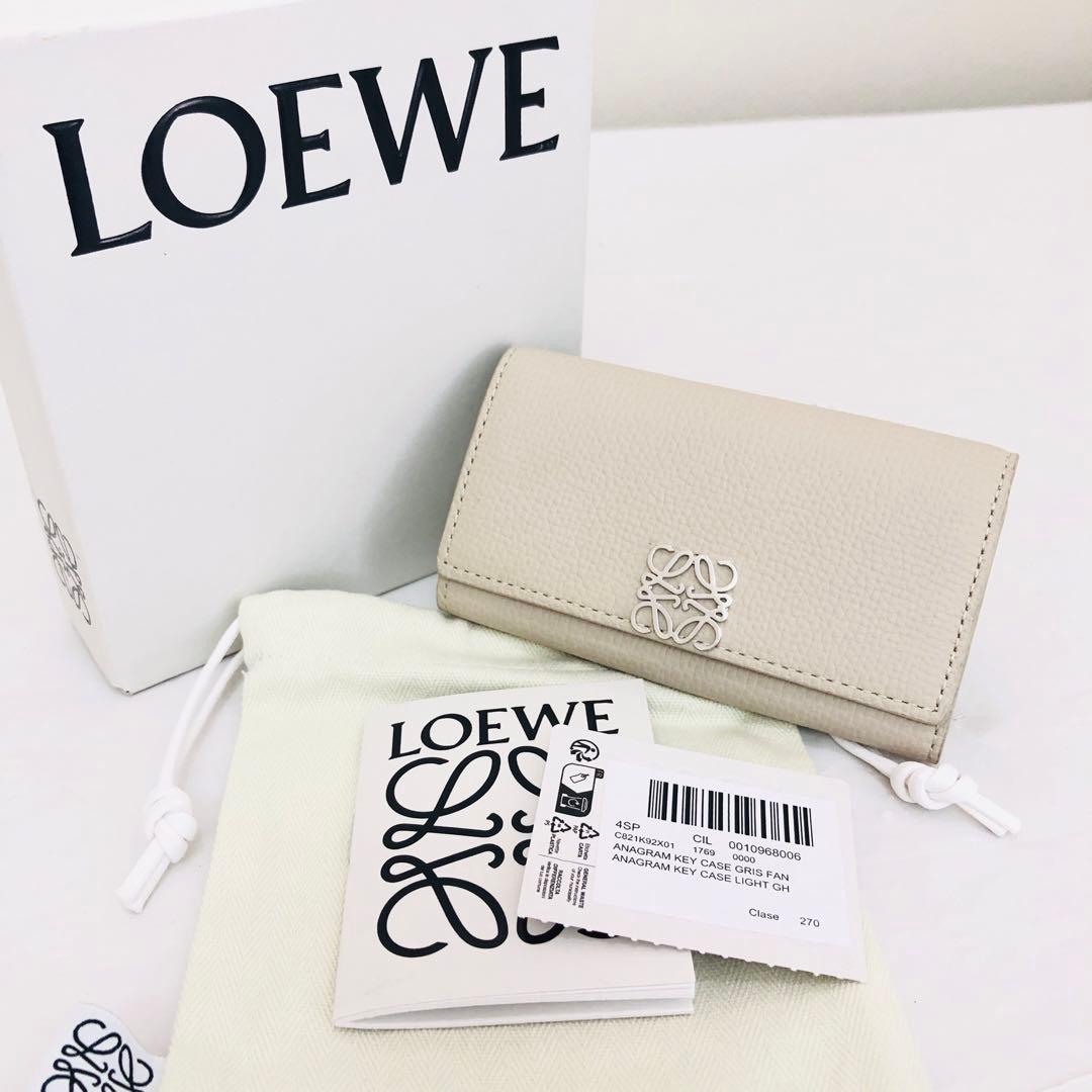未使用品近い 極美品 ロエベ レザー 6連 キーケース アナグラム ライトグレー