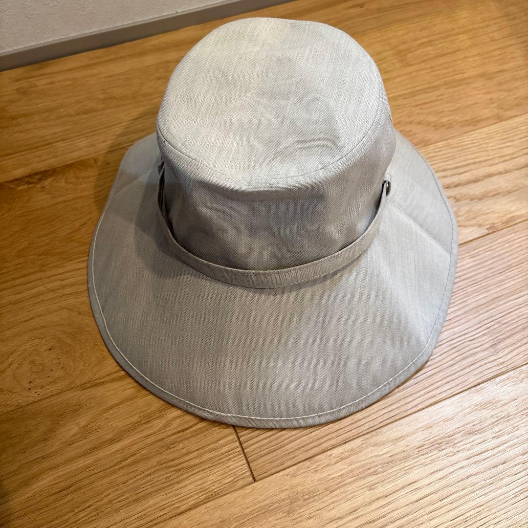 サンバリア100 ウィンドウハット　アイボリー　完全遮光帽子100%