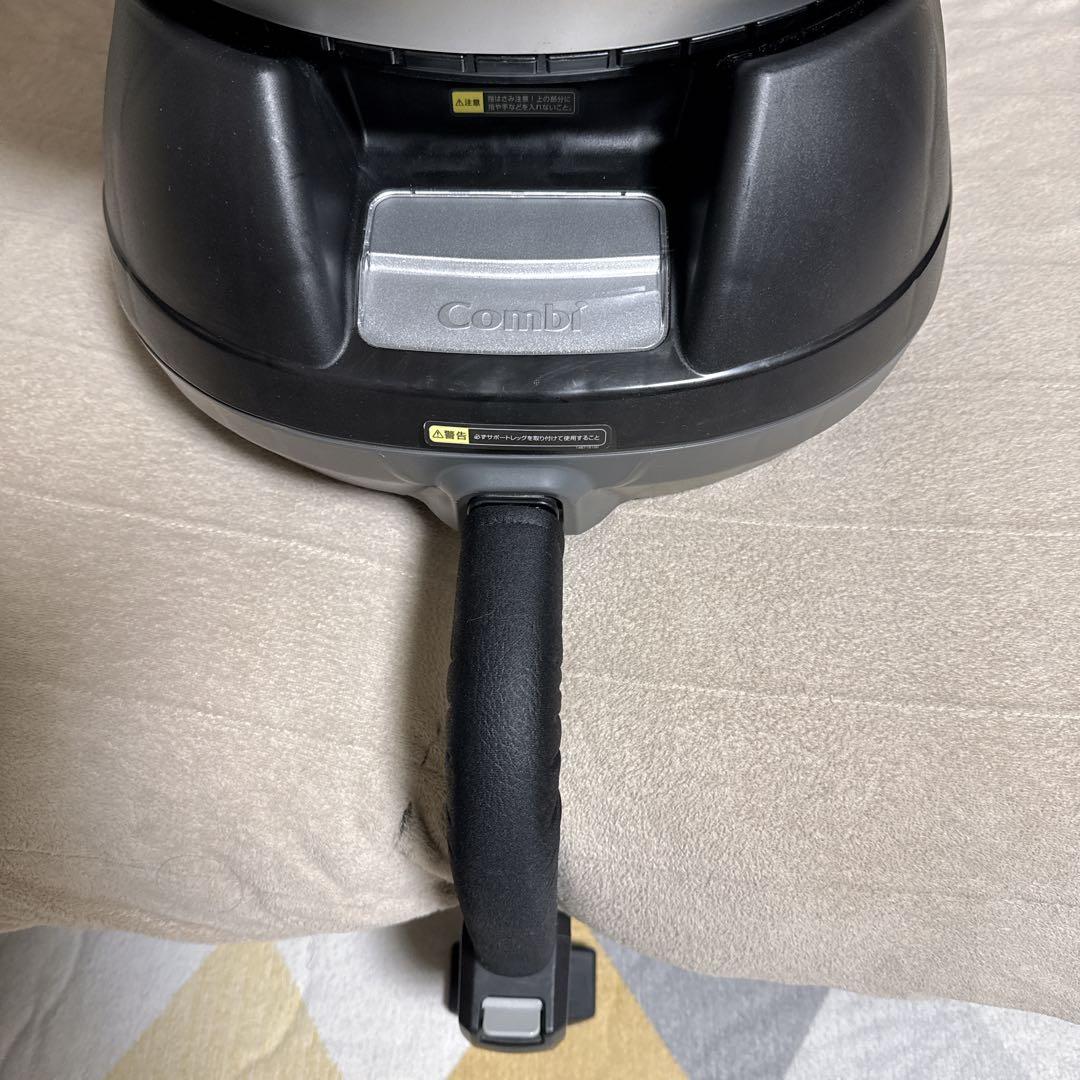 Combo コンビ　チャイルドシート ネルーム