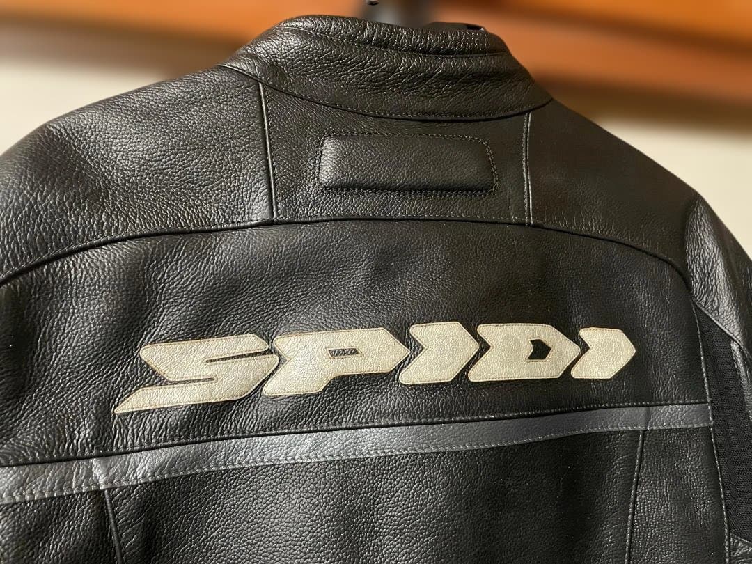 SPIDI レザー ジャケット サイズ50 革部分には傷が無く極めて健全な状態