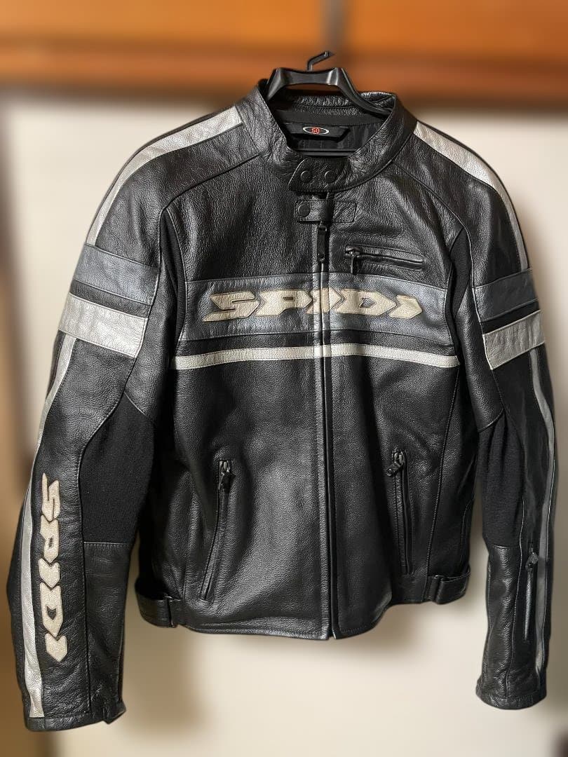 SPIDI レザー ジャケット サイズ50 革部分には傷が無く極めて健全な状態